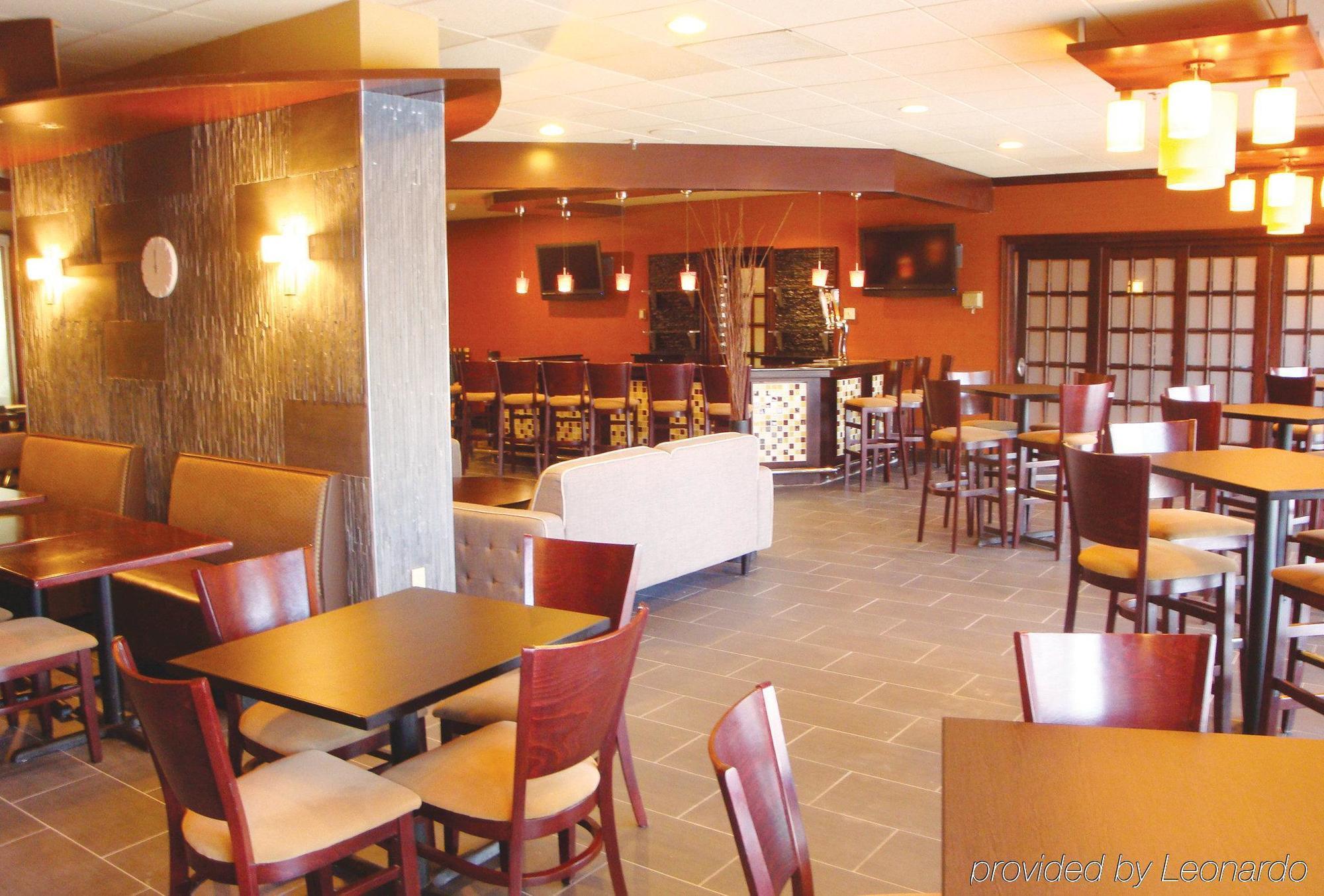 Holiday Inn & Suites Philadelphia-Runnemede/Exit 3-New Jersey Turnpike Екстер'єр фото